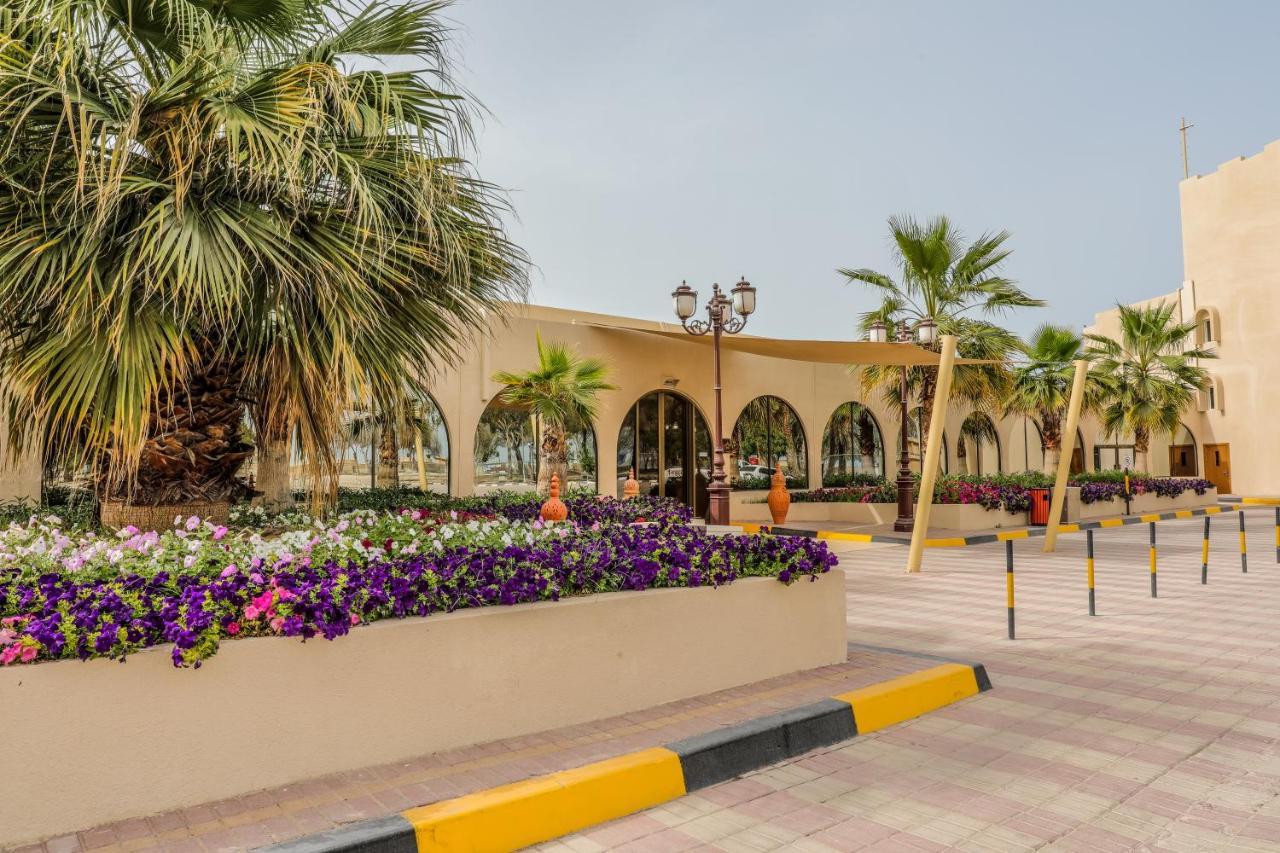 Dhafra Beach Hotel - Pet Friendly Jebel Dhanna Exterior foto